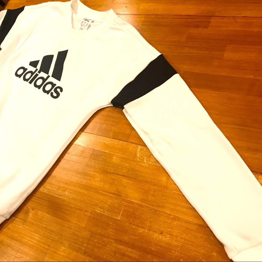 ADIDAS Badge of Sport Crewneck Sweatshirt - Picture 7 of 8